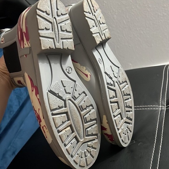 JustFab grey floral Rouela Rain Boot short size 8 - Picture 7 of 9